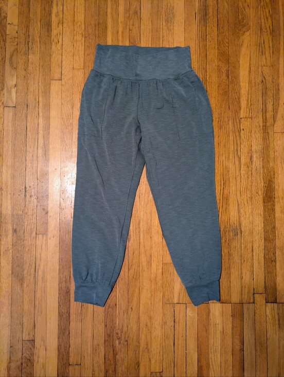 Athleta Pants - Athleta Salutation High rise jogger in sage size medium